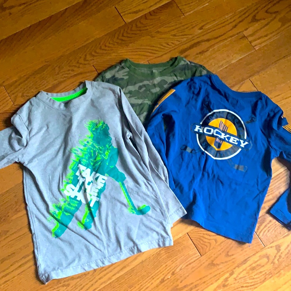 Bundle of Boys 5T long sleeved tops
